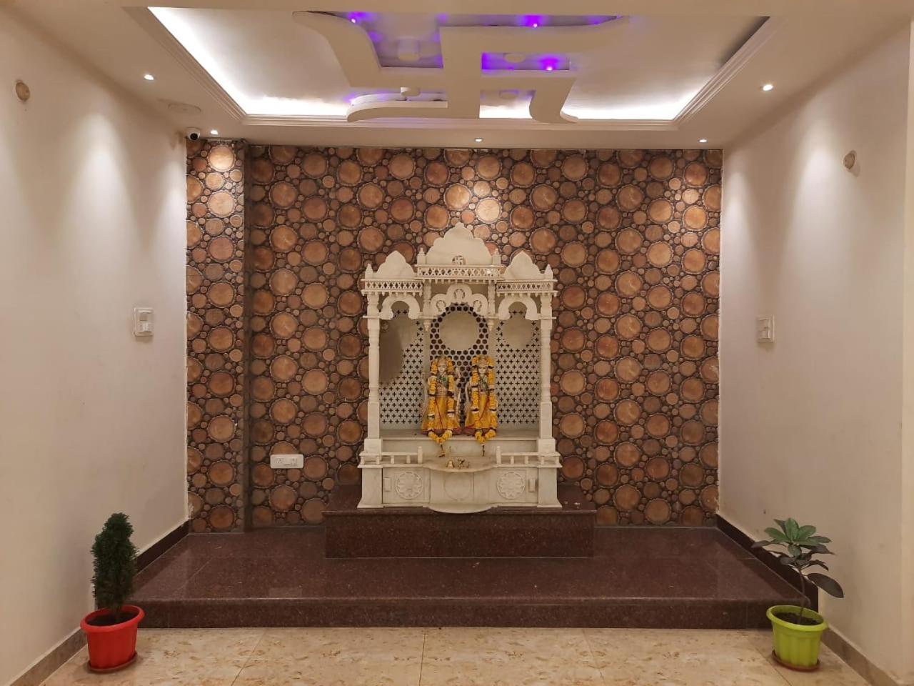 Hotel Neel Gagan - Varanasi — Photos 1